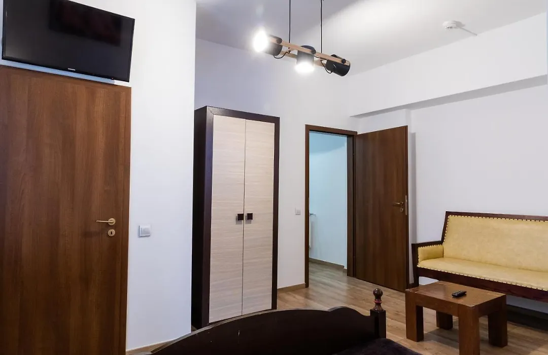 Casa Postavarului-1