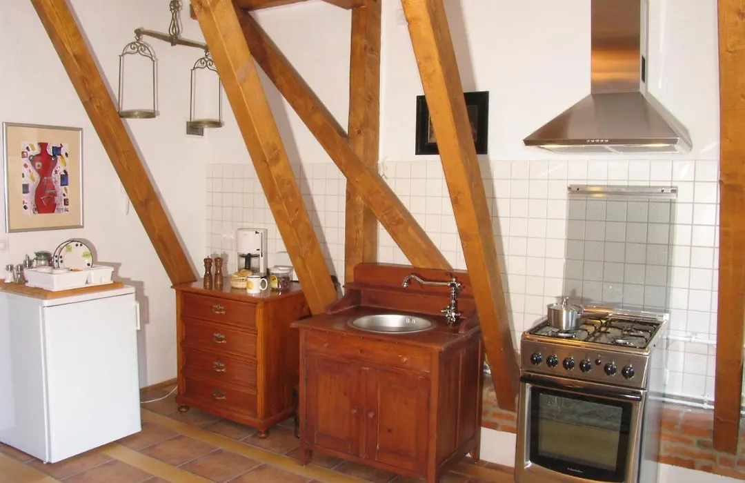 Casa Rozelor-1